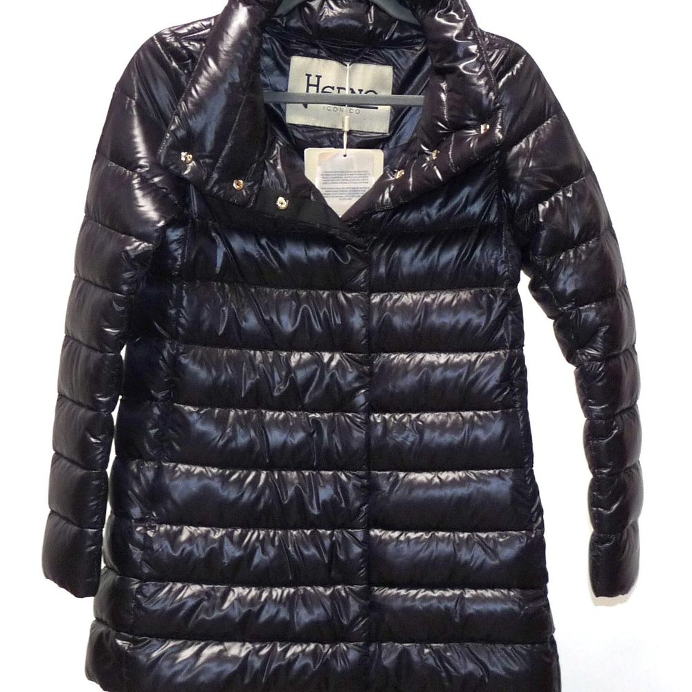 HERNO ICONICO WOMENS SIZE 38/ M BLACK PUFFER COAT WITH HIGH STAND COLLAR